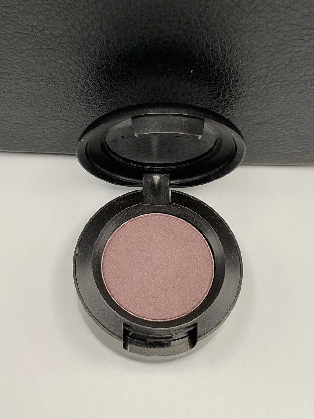 MAC Cosmetics Satin Eyeshadow in Shale - BNWOB & Discontinued